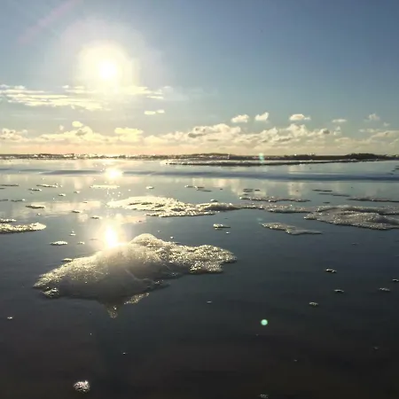 Move To The Sea *